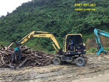 Lắp đặt thành công 2 bộ kẹp gỗ thủy lực và cơ cho máy xúc đào tại Lai Châu